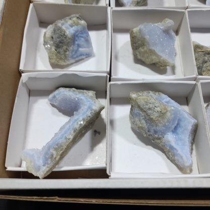 (WM04277) One Box Of 24 Blue Lace Agate Mineral Specimens From Malawi   Keith Patton - Image 4