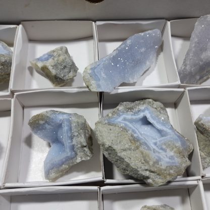 (WM04277) One Box Of 24 Blue Lace Agate Mineral Specimens From Malawi   Keith Patton - Image 6