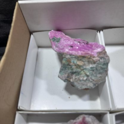 (WM04307) One Box Of 6 Colboltion Dolomite Mineral Specimens From Congo  Lene Thistrup - Image 3