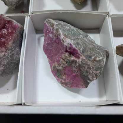 (WM04307) One Box Of 6 Colboltion Dolomite Mineral Specimens From Congo  Lene Thistrup - Image 5