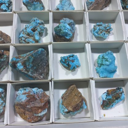 (WM04328) One Box Of 35 Chrysocolla/Malachite And Pseudomorph Mineral Specimens From Congo - Image 4