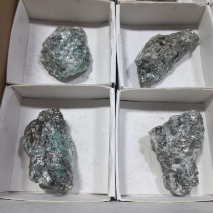 (WM04371) One Box Of 12 Emerald/Mica Mineral Specimens From Zimbabwe  Danielle Billings - Image 3