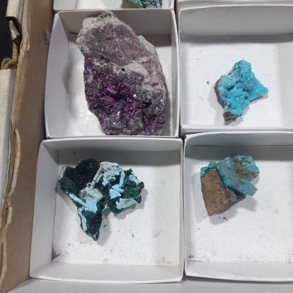 (WM04404) One Box Of 12 Assorted Mineral Specimens From Congo  Rachel Linderman - Image 4