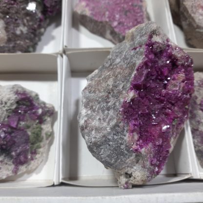 (WM04453) One Box Of 6 Colboltion Dolomite Mineral Specimens From Congo  Katy Rose - Image 6