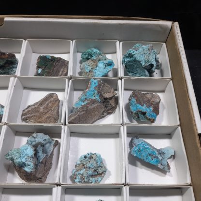 (WM04465) One Box Of 35 Chrysocolla Pseudomorph Mineral Specimens From Congo    Amy Sauls - Image 7