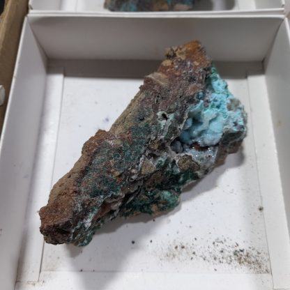 (WM04498) One Box Of 6 Assorted Mineral Specimens From Congo    Rachel Linderman - Image 4