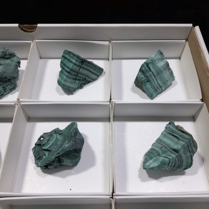 (WM04511) One Box Of 12 Malachite Mineral Specimens From Congo - Image 6