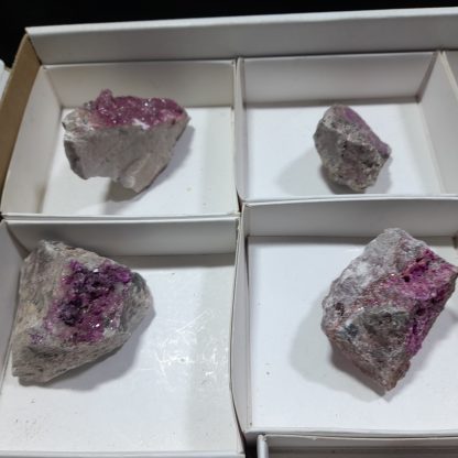 (WM04510) One Box Of 12 Colboltion Calcite Mineral Specimens From Congo  n Bagley Fam - Image 3