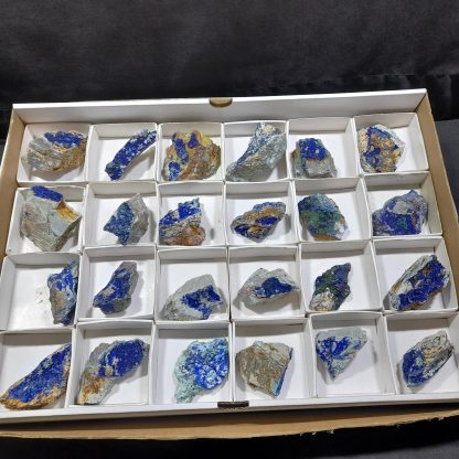 (WM04536) One Box 24 Of Azurite/Malachite Mineral Specimens From Congo   Kearney Muffler - Image 2