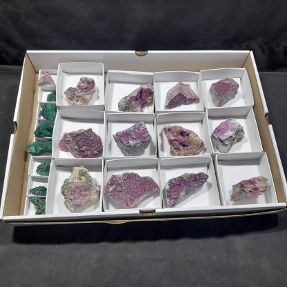 (WM04582) One Box Of 20 Assorted Mineral Specimens From Congo    Viki Stelfox - Image 2
