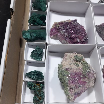 (WM04582) One Box Of 20 Assorted Mineral Specimens From Congo    Viki Stelfox - Image 4