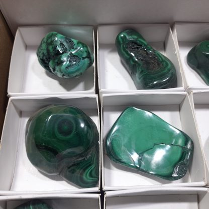 (WM04586) One Box Of 12 Polished Malachite Mineral Specimens From Congo - Image 3