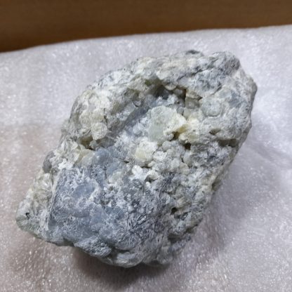 (WM04676) One Box Of 5 Prehnite Mineral Specimens From Mali (Chip) - Image 5