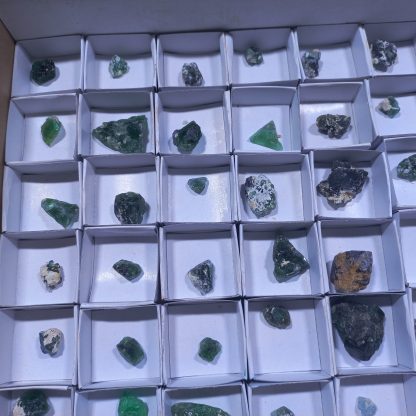 (WM04686) One Box Of 63 Florite From Erongo - Image 3