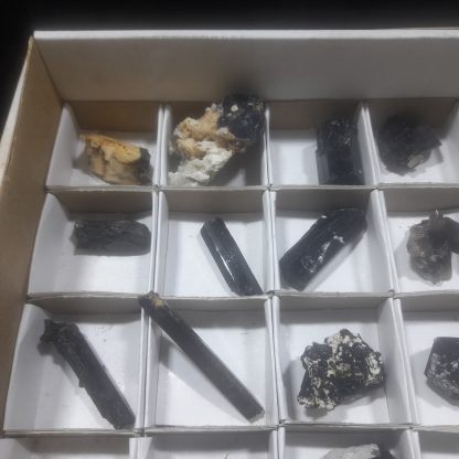 (WM04699) One Box Of 35 Tourmaline Mineral Specimens From Namibia   Jason Tomporowski - Image 4