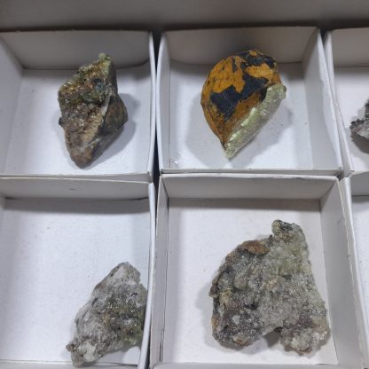 (WM04701) One Box Of 12 Hyline Opal/Black Tourmaline Mineral Specimens From Namibia    Joe Funson - Image 3