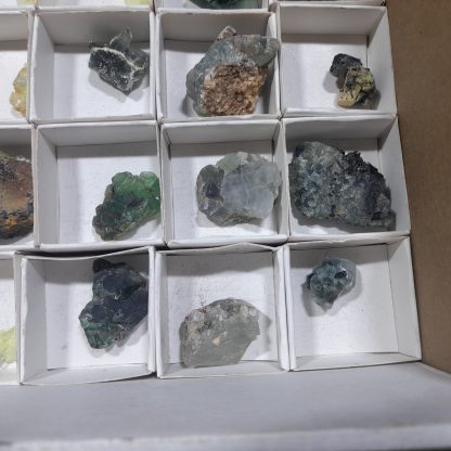 (WM04708) One Box Of 35 Assorted Mineral Specimens From Namibia   Amanda Funson - Image 7