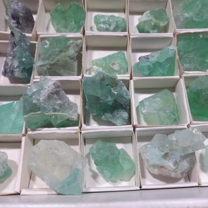 (WM04712) One Box Of 52 Emerald Green Fluorite Mineral Specimens From Riemvasmaak Jason Tomporowski - Image 5