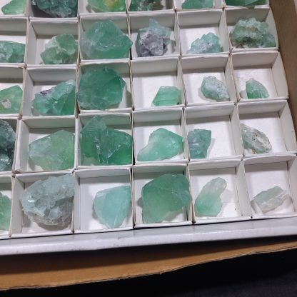 (WM04712) One Box Of 52 Emerald Green Fluorite Mineral Specimens From Riemvasmaak Jason Tomporowski - Image 8
