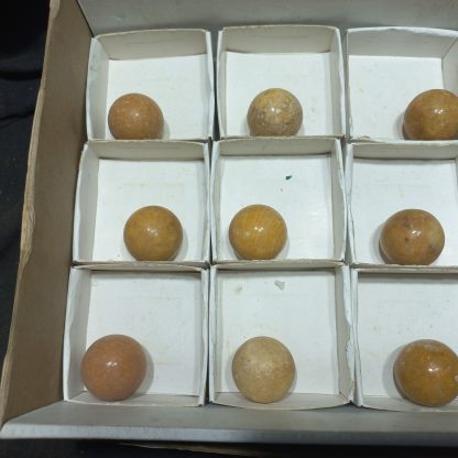 (WC04973) One Box Of 12 Polished Yellow  Calcite Spheres - Image 3