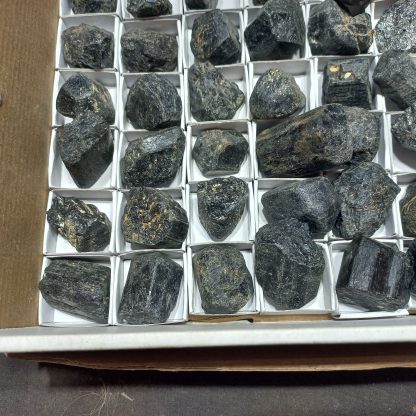 (WM05005) One Box Of 58 Black Tourmaline Mineral Specimens From Orange River - Image 6
