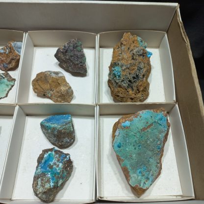 (WM05003) One Box Of 11 Chrysocolla And Hemimorphite Mineral Specimens From Conco - Image 4