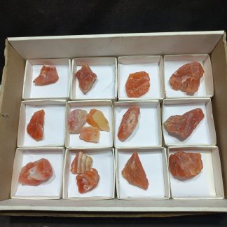 (WM05002)  One Box Of 15 Unwork  Agats From Botswana