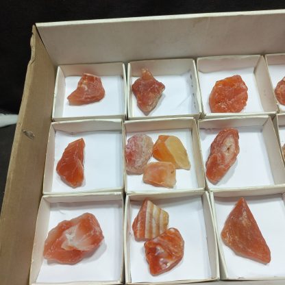 (WM05002)  One Box Of 15 Unwork  Agats From Botswana - Image 3