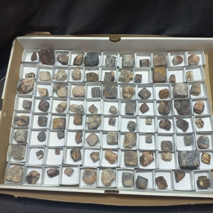 (WM05030) One Box Of 88 Devil's Dice Mineral Specimens From Northern Cape - Image 2