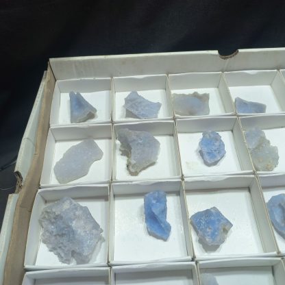 (WM027) One Box Of 24 Blue Lace Agate From Malawi - Image 3