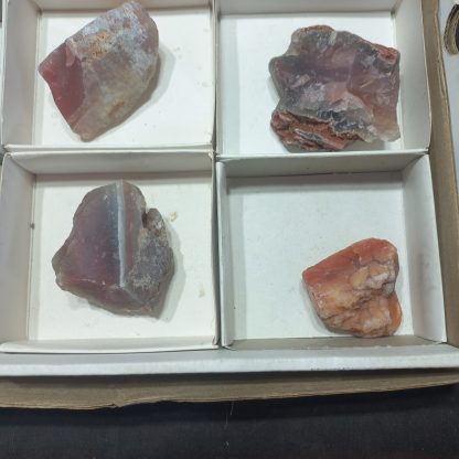 (WM05021) One Box Of 12 Rough Red Agate From Botswana - Image 5