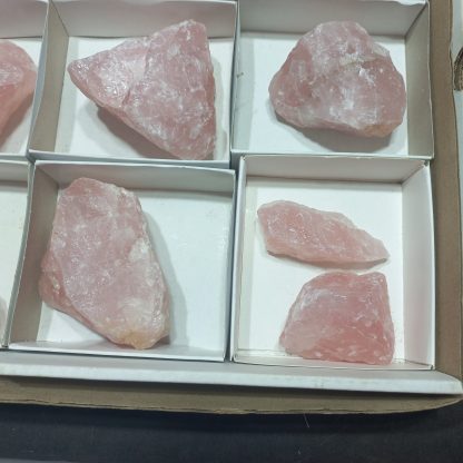 (WM05019) One Box Of 12 Pink Rose Quartz Minerals Specimens - Image 5