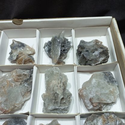 (WM05017) One Box Of 15 Barite Mineral Specimens From Congo - Image 4
