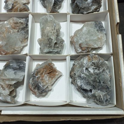 (WM05017) One Box Of 15 Barite Mineral Specimens From Congo - Image 5
