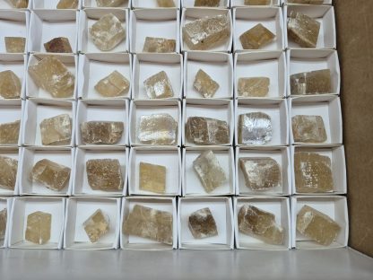 (WM05043) One Box Of 88 Orange Calcite Mineral Specimens From Orange River - Image 5