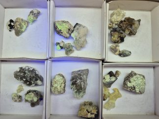 (WM05056) One Box Of 25 Hyaline Opel Mineral Specimens From Erongo Namibia