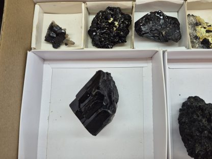 (WM05050) One Box Of 8 Black Tourmaline Mineral Specimens From Erongo Namibia - Image 3